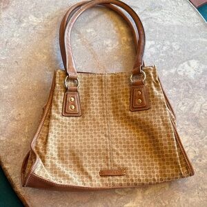 Nine & Co. Tan Geometric Shoulder Bag